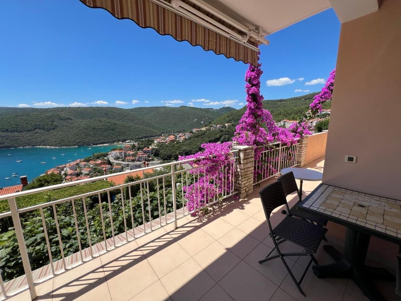 Apartments Alma Rabac Exterior foto